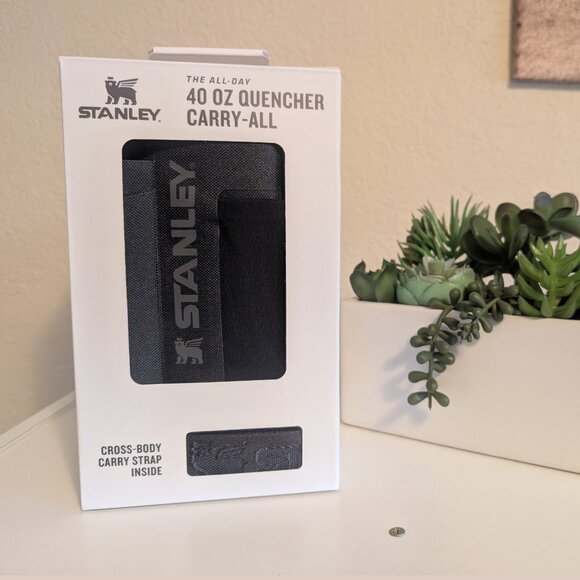 Stanley All Day 40 oz. Quencher Carry-All, Black, New in Box - Picture 2 of 5